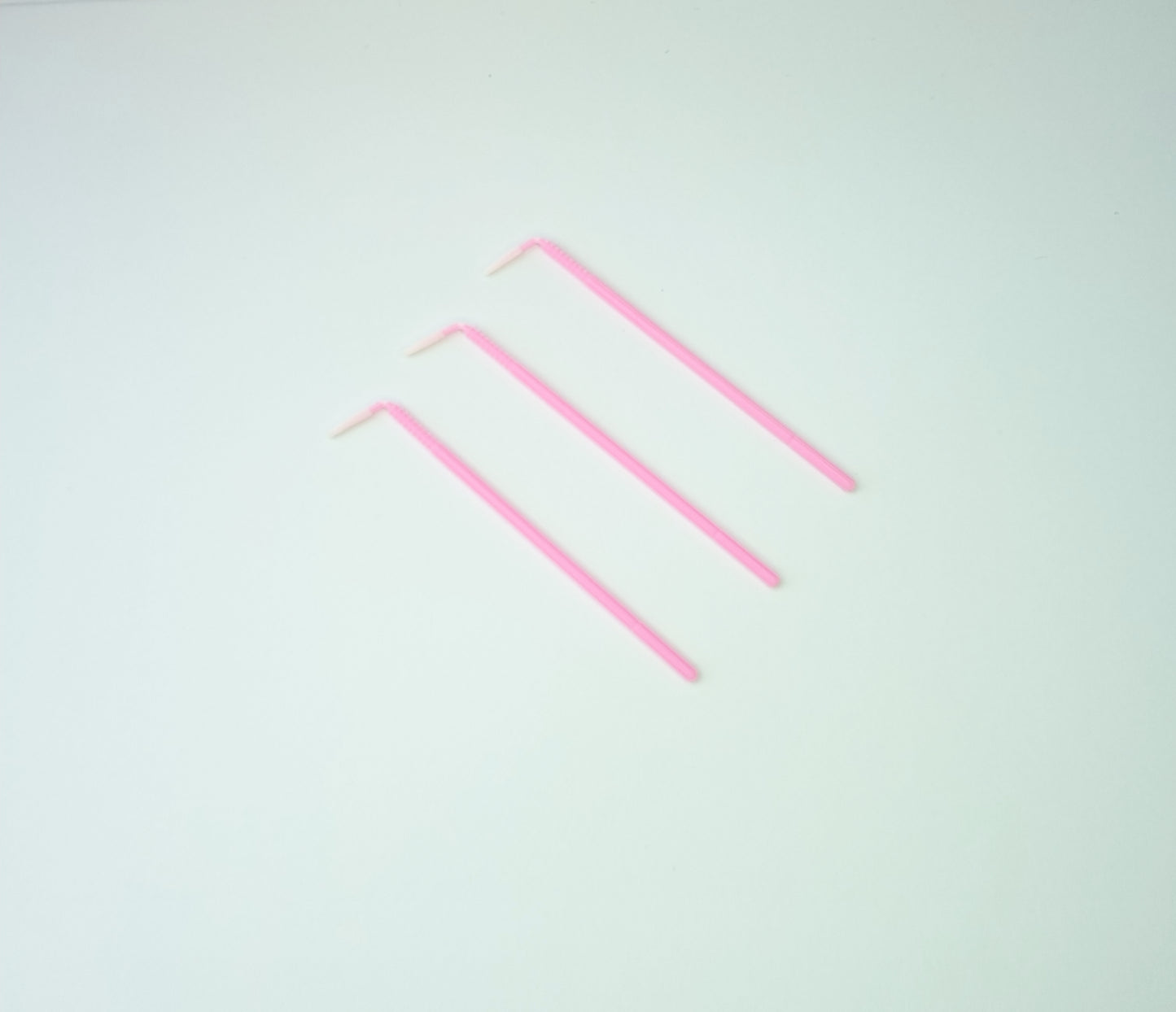 100 pack
Bendable micro pore brushes